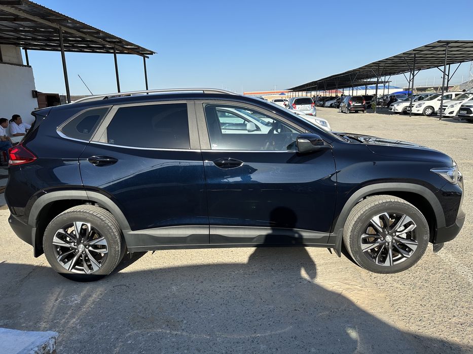 Автомобиль Tracker 2