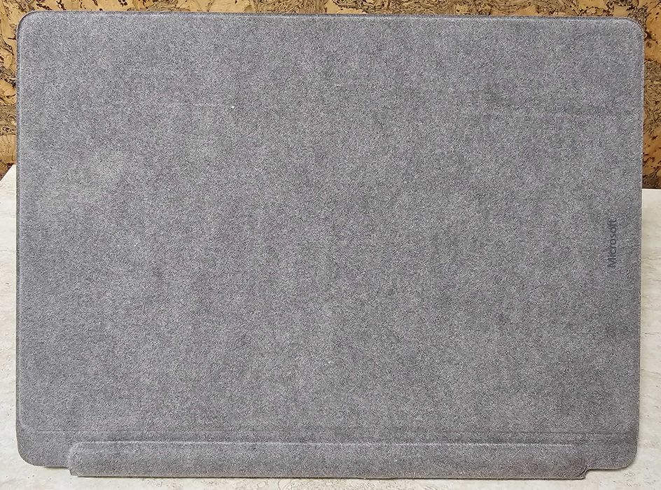 Tableta Microsoft Surface Pro 10 i5 135U 16Gb 256Gb