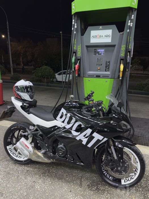Ducati Paligane 400cc replica