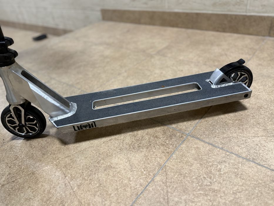 Самокат трюковой