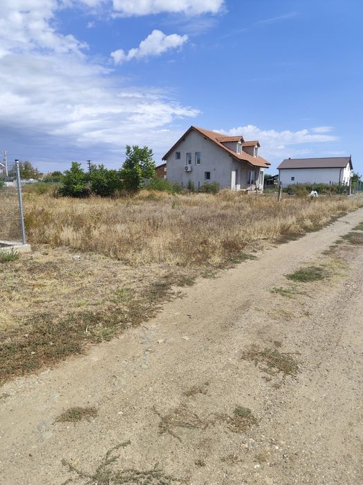 Vând teren intravilan in Bodrog la 10 km de Arad!