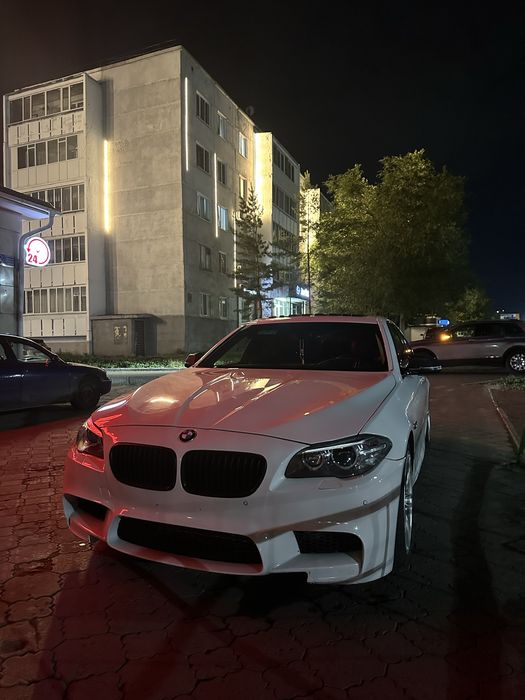 BMW 5 серии f10 2016 г