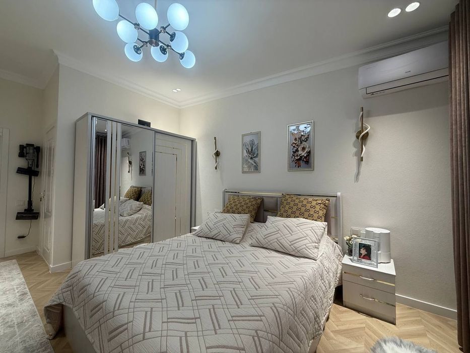 Азия Хаус жк 4/8/8 квартира продается