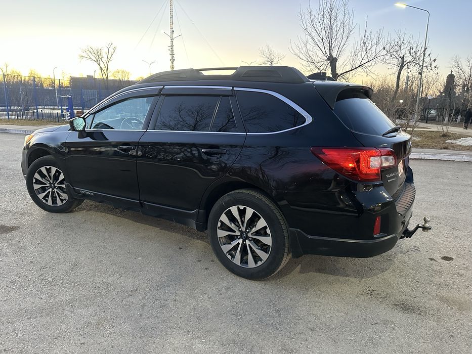 Субару оутбек 2016г