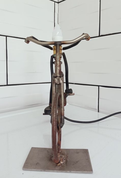 Veioza, lampa de birou, biciclist, industrial