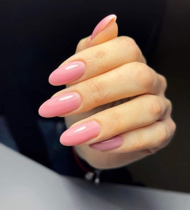 Manichiura și pedichiura, Semi și gel pe unghia naturală