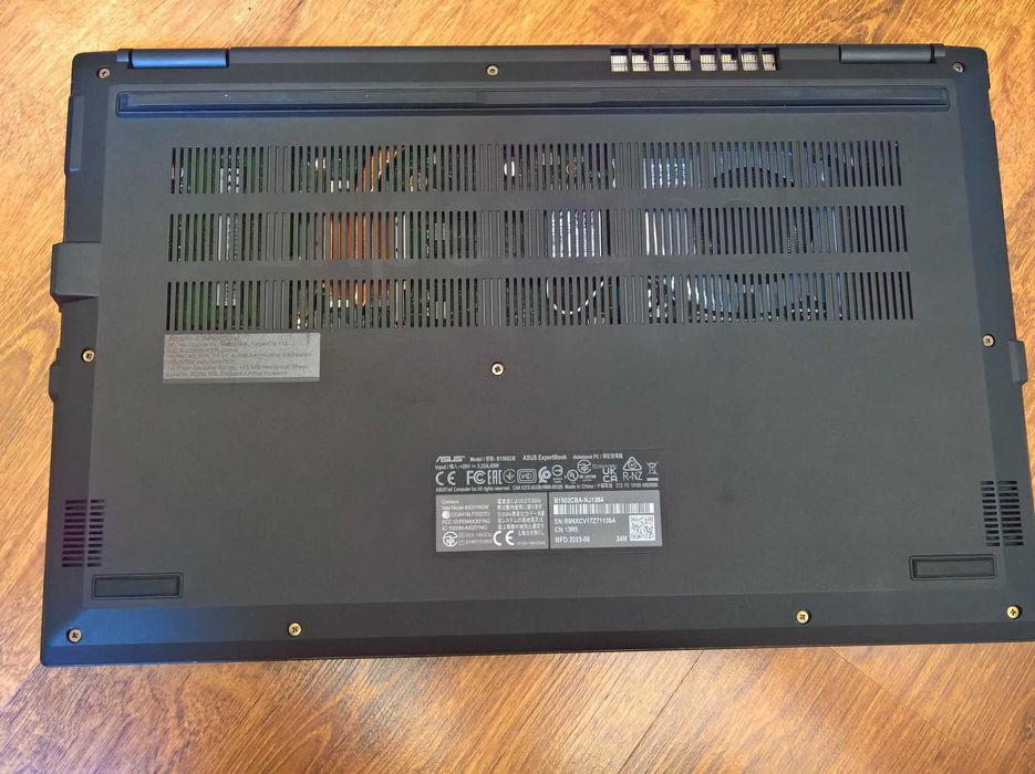 15.6" ASUS ExpertBook B1, i5-1235U, 16GB DDR4, 512GB NVMe