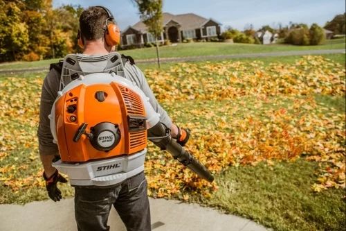 Бензиновая ранцевая воздуходувка STIHL BR 600 original (сад пылесос)