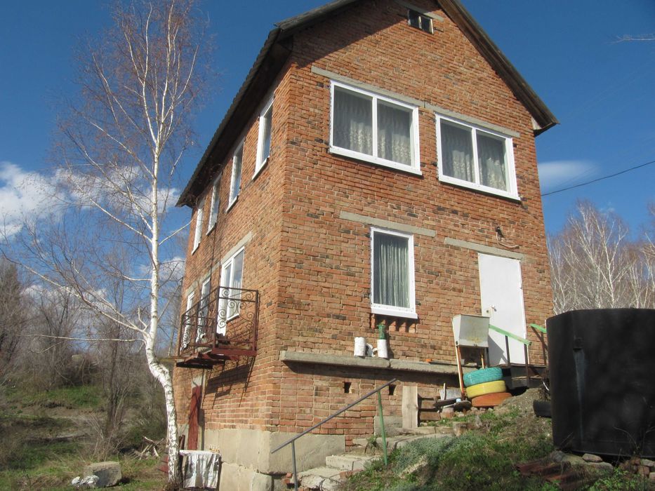 Дача кирпичн 4х-комн за ГЭС