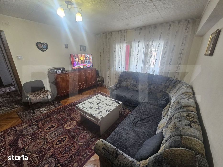 Apartament de vanzare 4 camere - Beclean