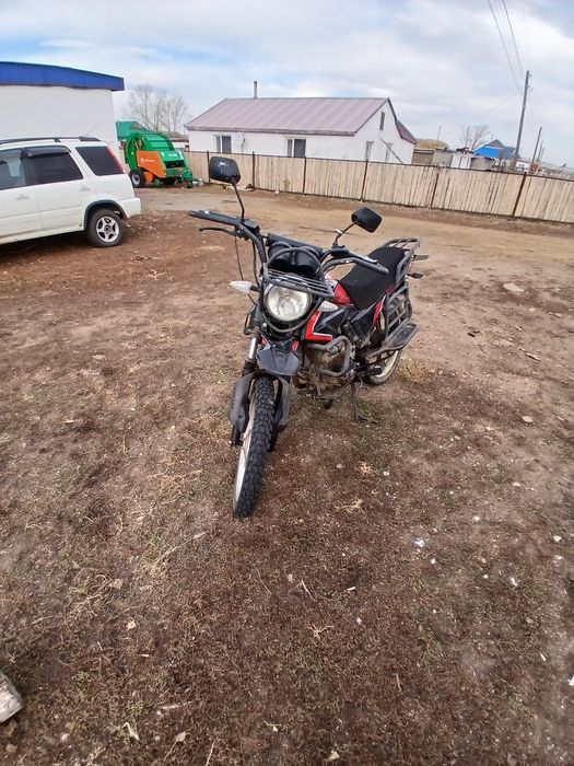 Продам мотоцикл супер 200 кубовый