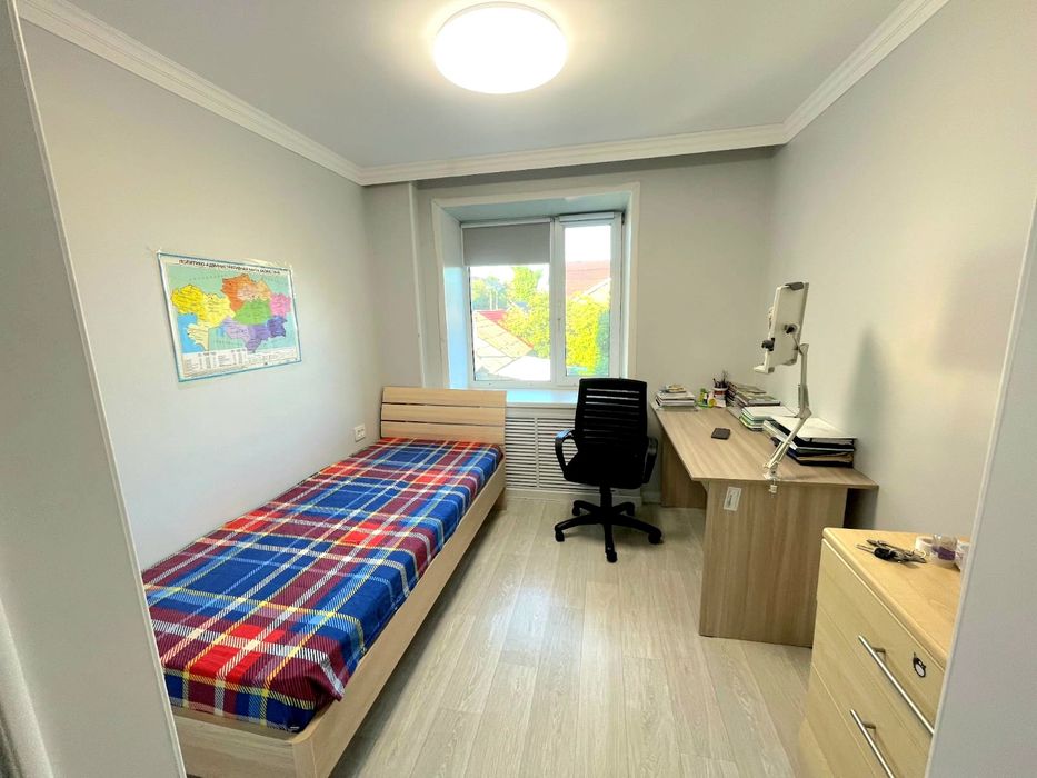 3 ком квартира Хлеб.завод 2 эт.