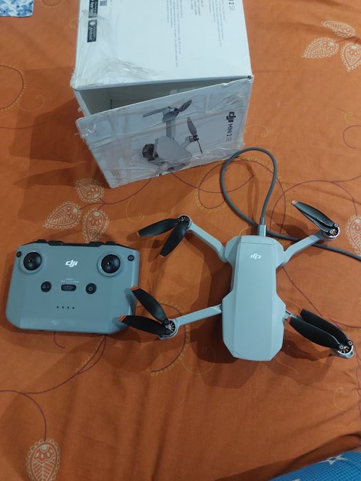 Vând drona mai multe detalii telefon 0749978433