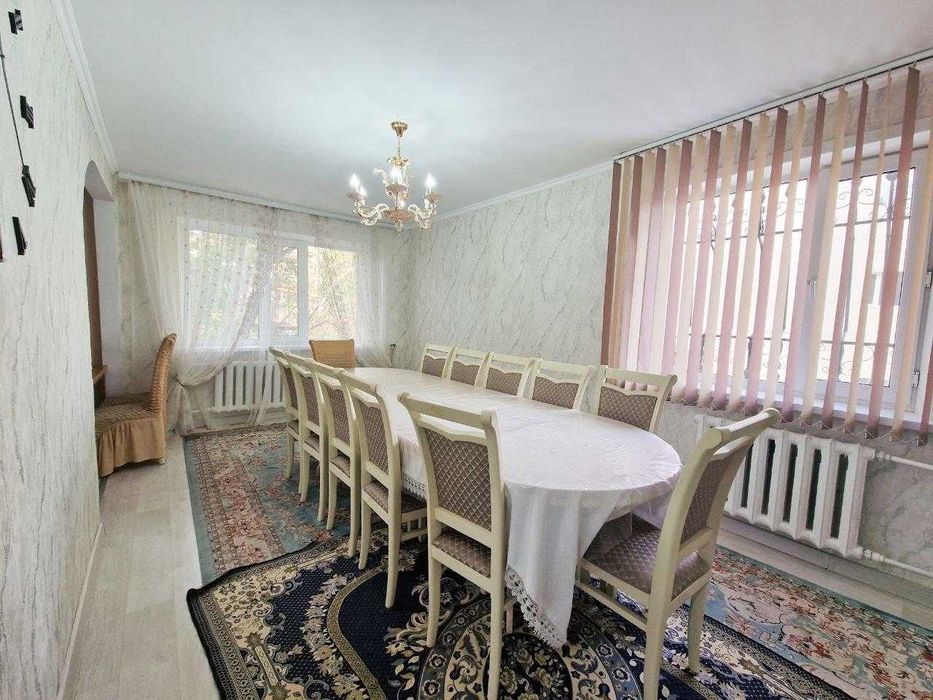 Продам 3-х комнатную квартиру на 4 мкр