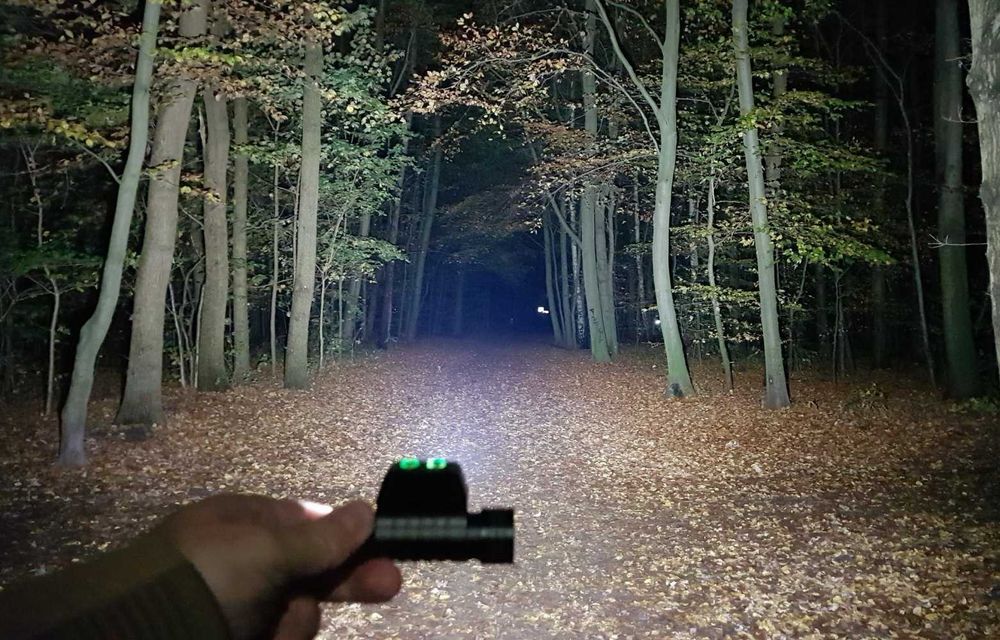 Фонарь налобный Sofirn HS20