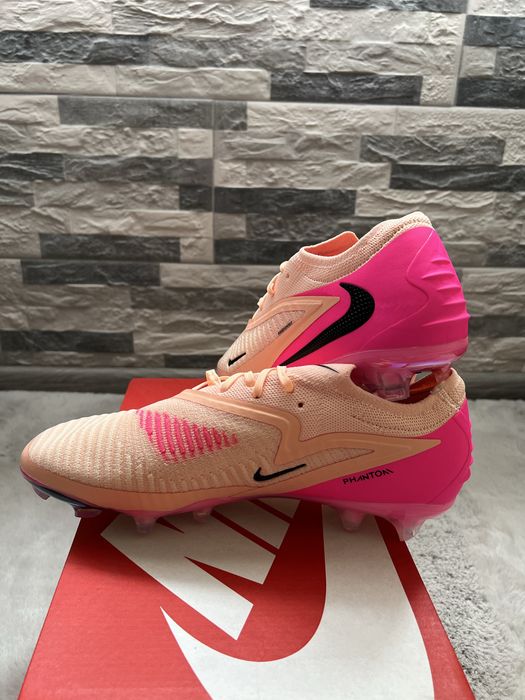 Футболни обувки Nike Phantom GX