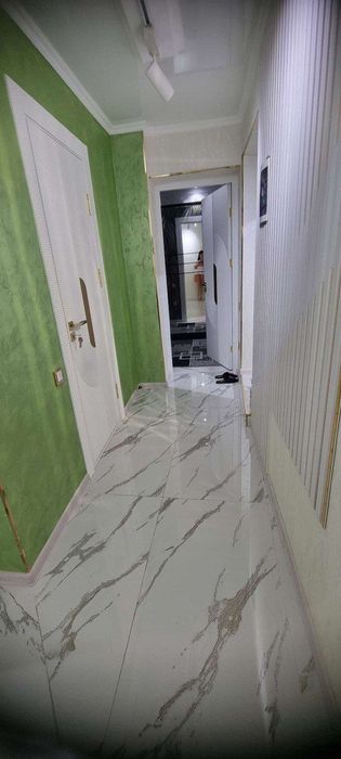 Ц-1  2 ком. 4 этаж кирпич. Дизайнерский ремонт. 60кв.