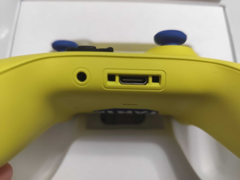 XBOX controller Fanta