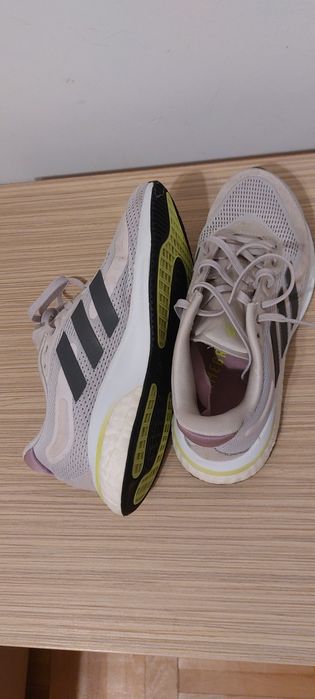 Adidasi Adidas marime 36,5