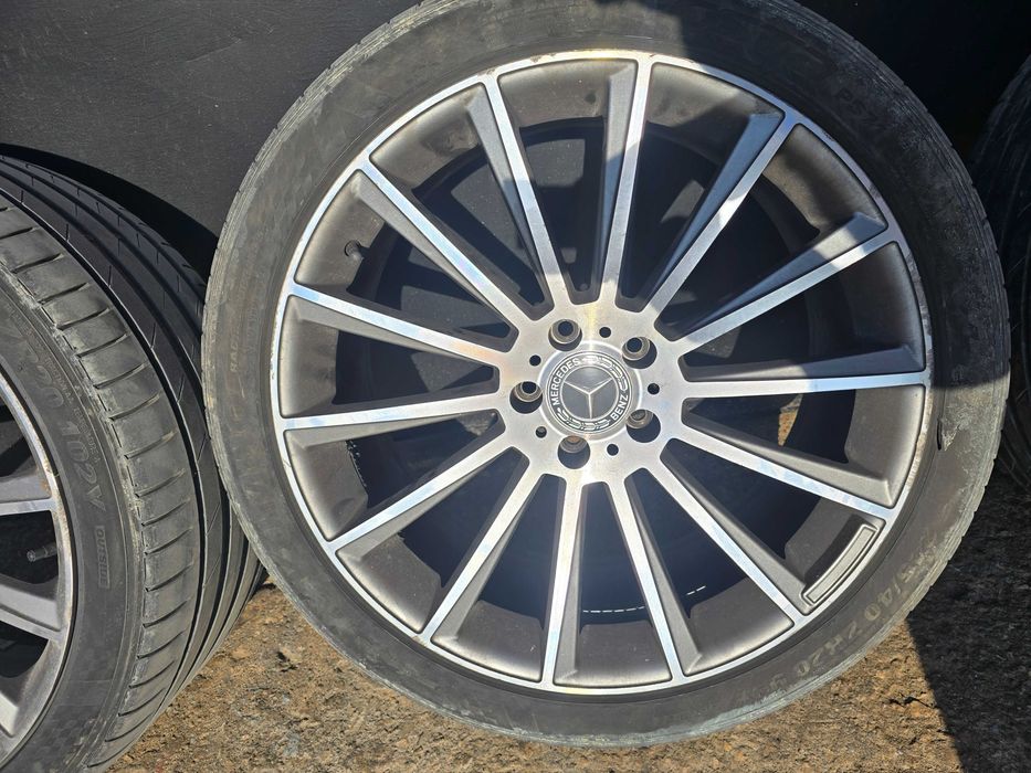 Джанти с 2 вида гуми Мерцедес 20 цола 5x112