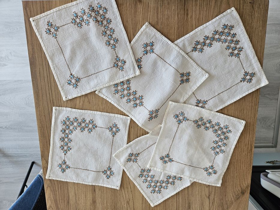 Batiste brodate manual