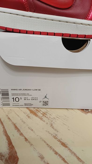 Jordan 1 Low SE Pomegranate