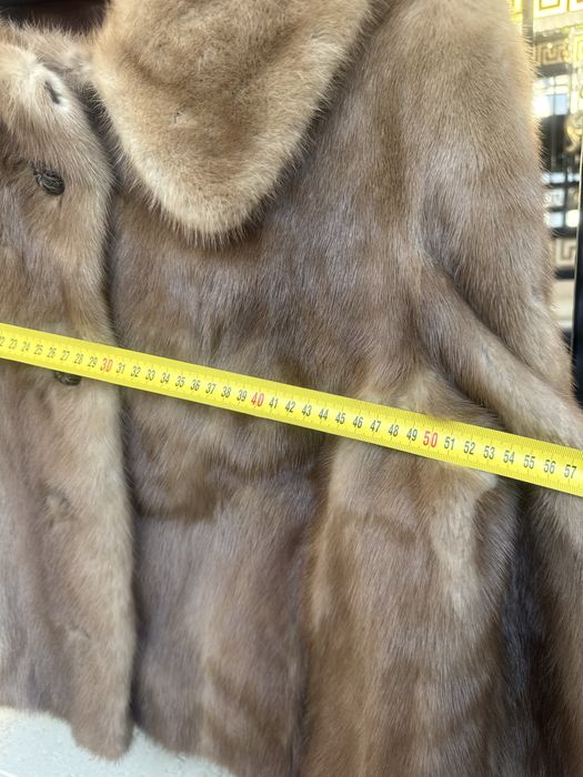 Haina luxury din vizon - blana de culoare naturala