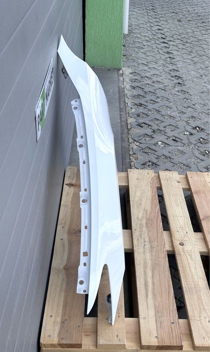 Ляв калник AUDI A7 C8