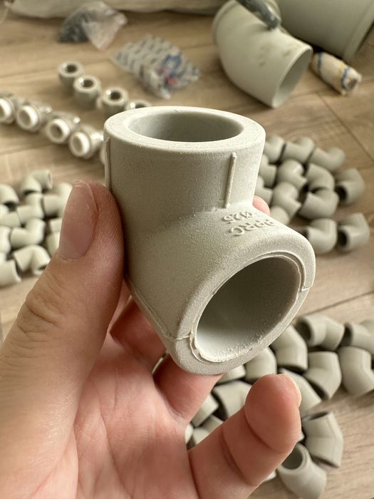 Продам комплектующие для водоснабжения