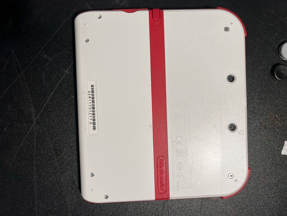 Nintendo 2ds rosu