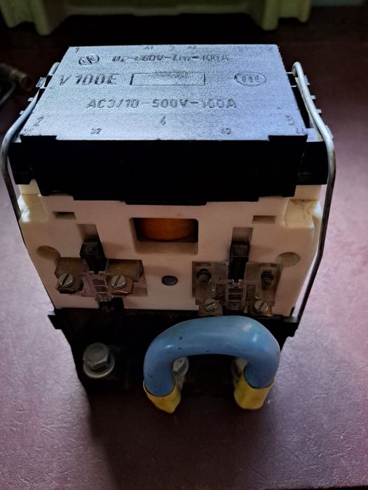 Чешки контактор.