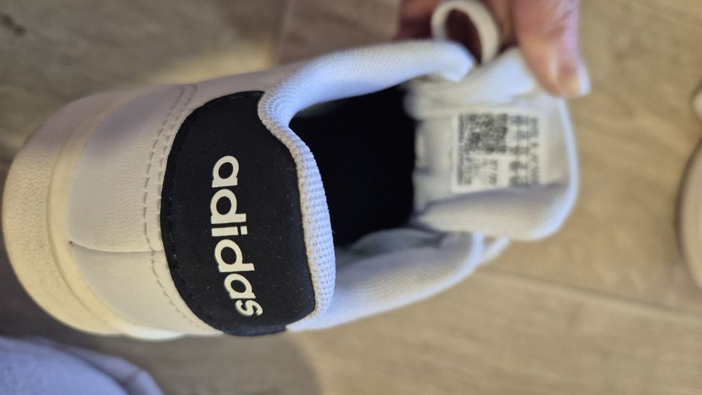 Кроссовки adidas (оригинал)