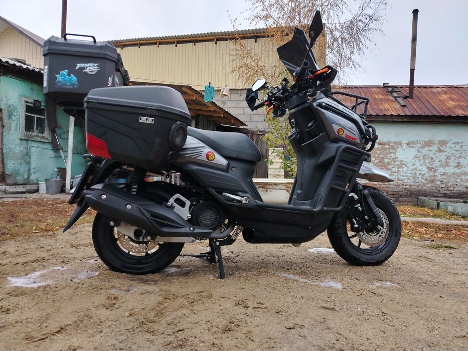 Продам скутер танк х7