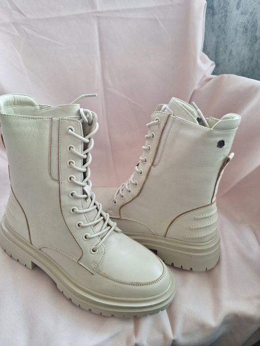 Нови дамски  боти Carmela