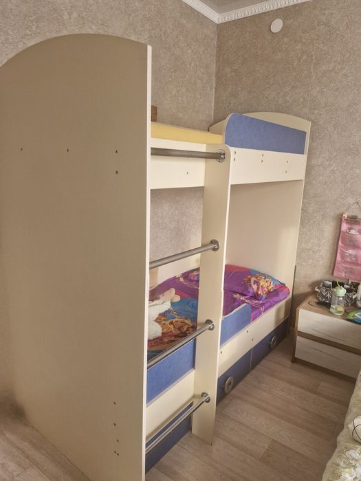 Детская кровать 2х ярусная