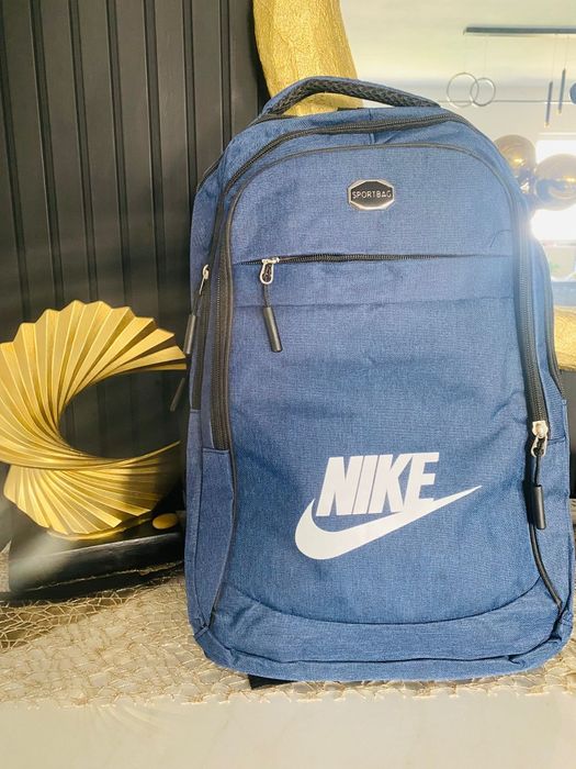 Ghiozdane de școală nike