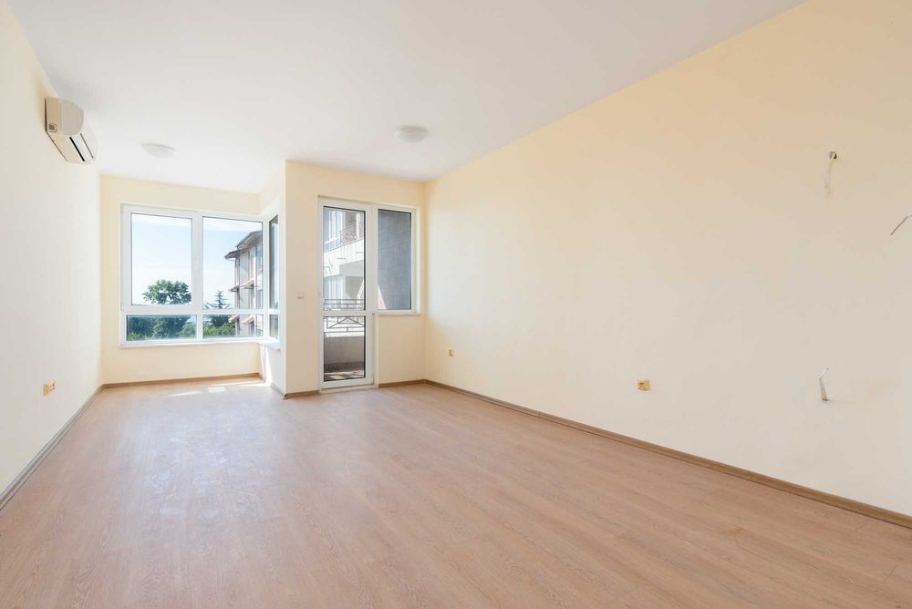 Продава се Двустаен апартамент в Бяла - 63 кв.м за 756 €/кв.м - Снимка #2