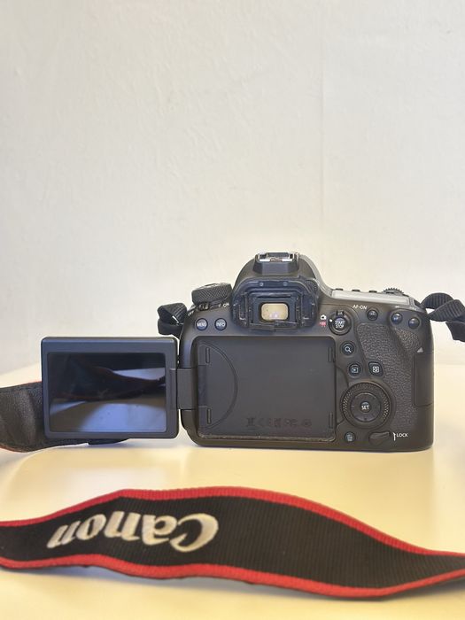 Фотоапрат Canon 6d mark ii + 24-105mm + 50mm