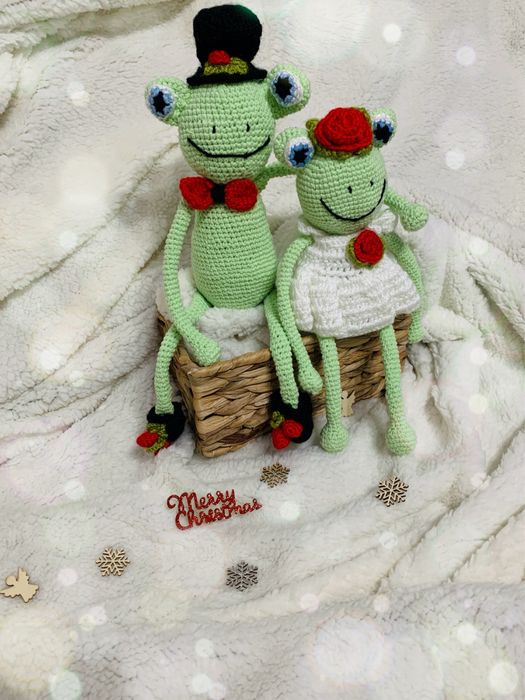 Ръчно изплетени играчки