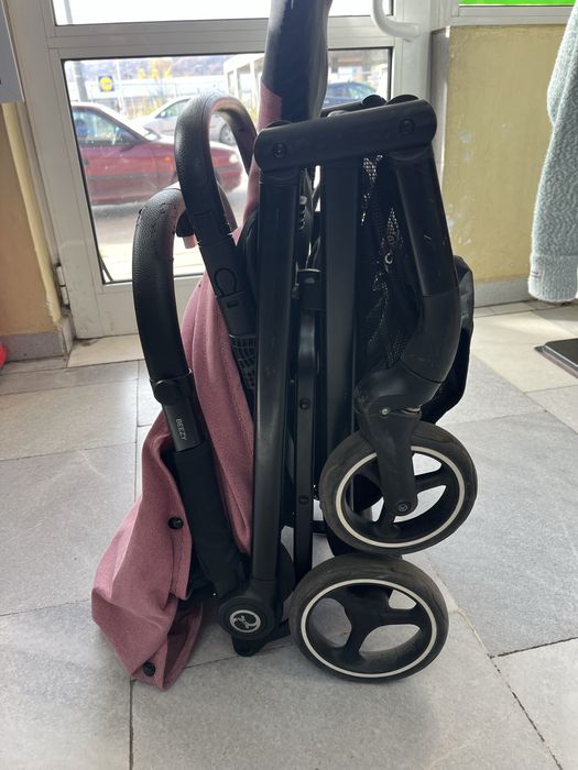 Лятна количка Cybex beezy