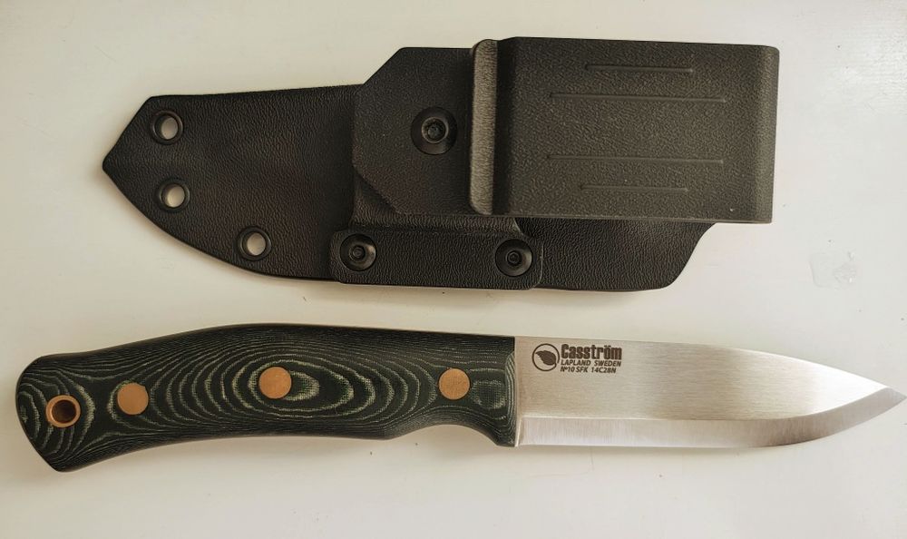 Cuțite bushcraft TBS și Casstrom