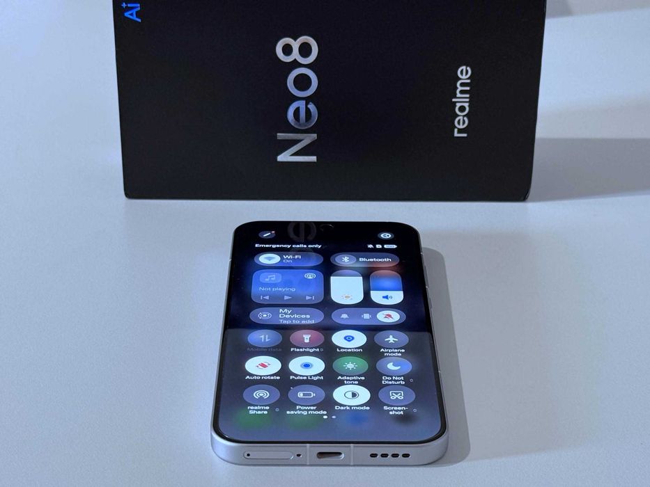 Бартер! НОВ! Realme Neo 8 512/16GB White (Бял) 8000mAh / 100% Батерия.