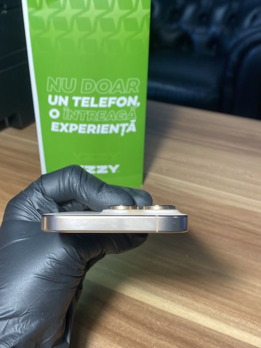 iPhone 16 Pro • 256 GB • Desert Titanium