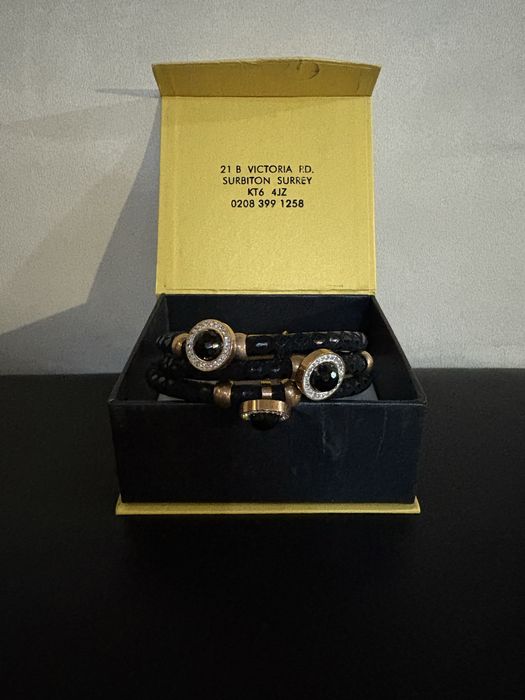 Дамска гривна, изработена от кожа и стомана