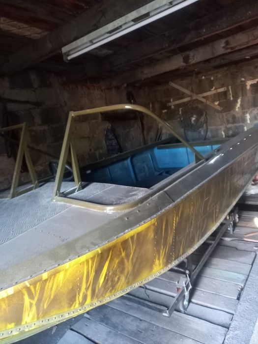 Продаётся катер с мотором