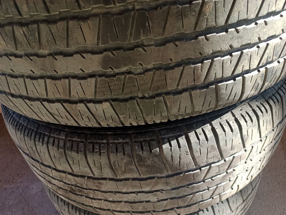 Продается БУ шины (Всесезонка) Maxxis Bravo HT-760