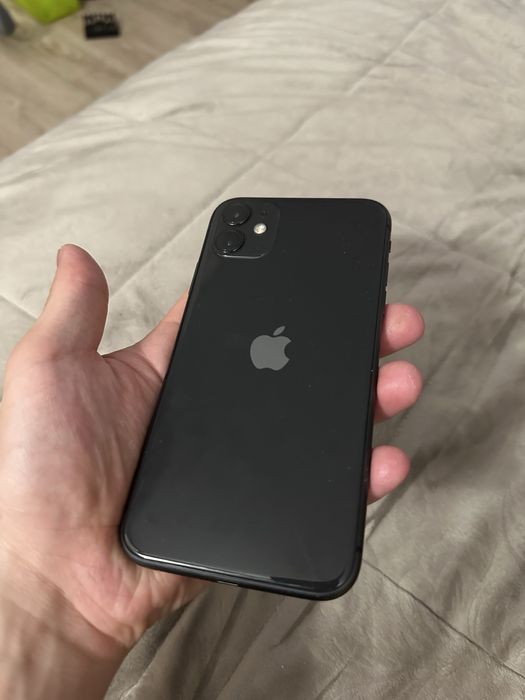 Iphone 11 64gb black AKB 77%
