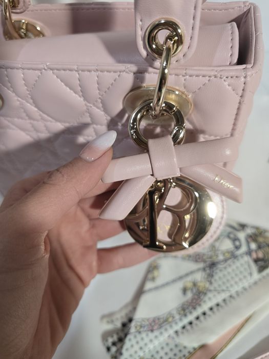 Налична чанта Lady Dior Soupir Pink