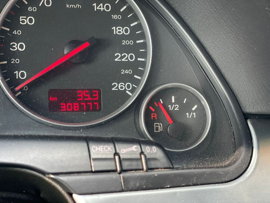 Audi A4 B7 * 1.9 TDI 105 * 2005 Euro 4