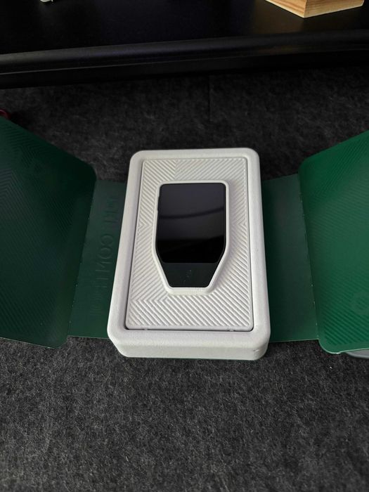 Portofel criptomonede Trezor Safe 7